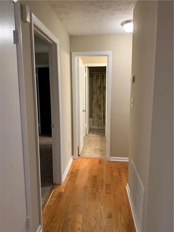8740 Roswell Road Unit 10g, Sandy Springs, Georgia 30350, 2 Bedrooms Bedrooms, ,2 BathroomsBathrooms,Residential,Sold,8740 Roswell Road Unit 10g,6847423