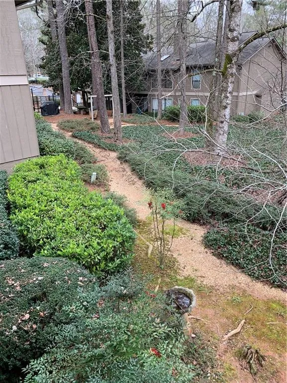 8740 Roswell Road Unit 10g, Sandy Springs, Georgia 30350, 2 Bedrooms Bedrooms, ,2 BathroomsBathrooms,Residential,Sold,8740 Roswell Road Unit 10g,6847423