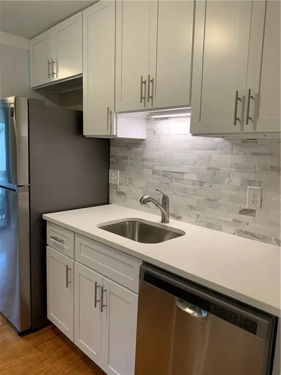 8740 Roswell Road Unit 10g, Sandy Springs, Georgia 30350, 2 Bedrooms Bedrooms, ,2 BathroomsBathrooms,Residential,Sold,8740 Roswell Road Unit 10g,6847423