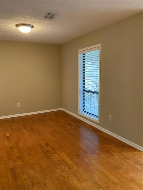 8740 Roswell Road Unit 10g, Sandy Springs, Georgia 30350, 2 Bedrooms Bedrooms, ,2 BathroomsBathrooms,Residential,Sold,8740 Roswell Road Unit 10g,6847423