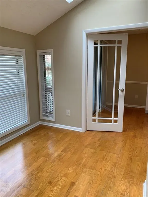 8740 Roswell Road Unit 10g, Sandy Springs, Georgia 30350, 2 Bedrooms Bedrooms, ,2 BathroomsBathrooms,Residential,Sold,8740 Roswell Road Unit 10g,6847423