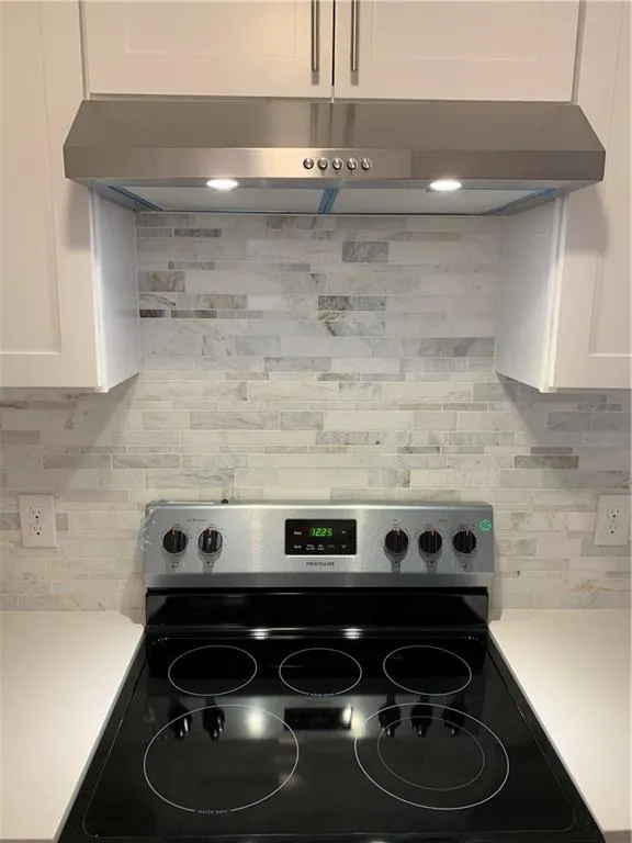 8740 Roswell Road Unit 10g, Sandy Springs, Georgia 30350, 2 Bedrooms Bedrooms, ,2 BathroomsBathrooms,Residential,Sold,8740 Roswell Road Unit 10g,6847423