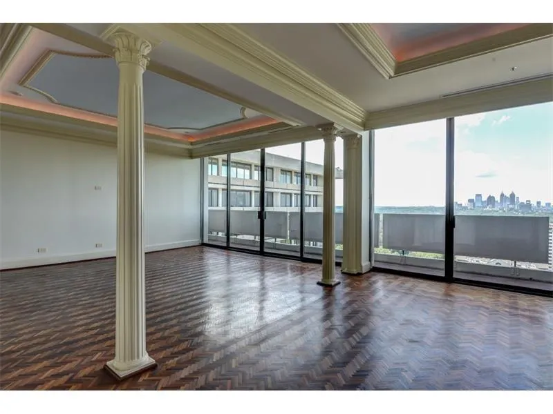 2575 Peachtree Unit 25 A/b, Atlanta, Georgia 30305, 3 Bedrooms Bedrooms, ,3 BathroomsBathrooms,Residential,Sold,2575 Peachtree Unit 25 A/b,5625631