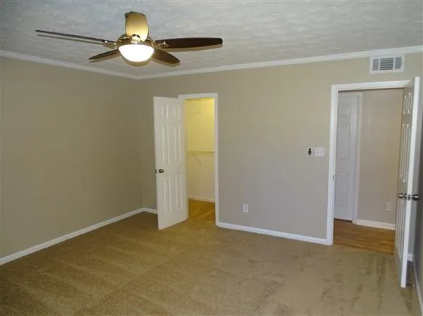 6700 Roswell Road Unit 3d, Sandy Springs, Georgia 30328, 3 Bedrooms Bedrooms, ,2 BathroomsBathrooms,Residential,Sold,6700 Roswell Road Unit 3d,5814542