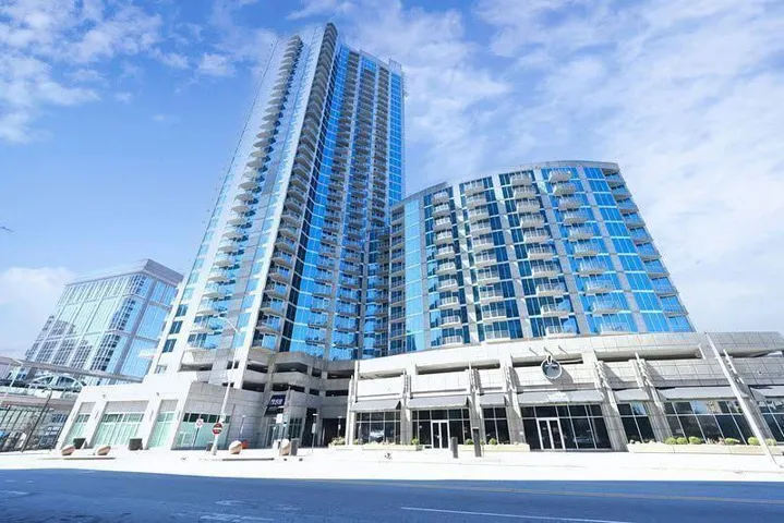 400 W Peachtree Street Nw Unit 1702, Atlanta, Georgia 30308