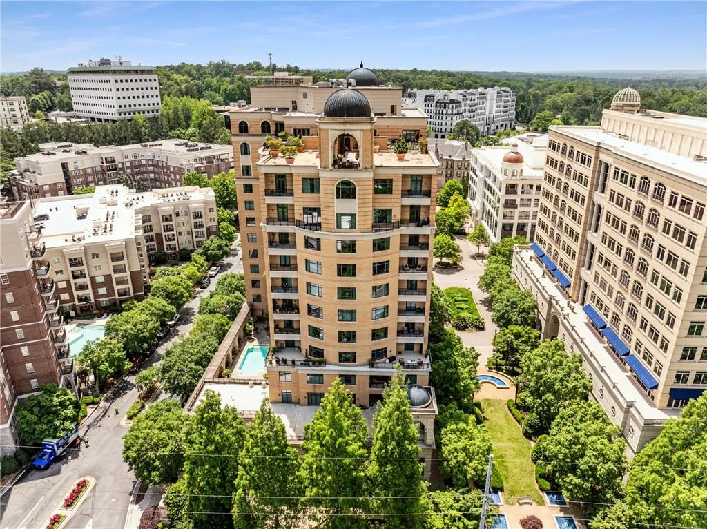 3286 Northside Parkway Nw Unit 903, Atlanta, Georgia 30327, 3 Bedrooms Bedrooms, ,2 BathroomsBathrooms,Residential,For Sale,3286 Northside Parkway Nw Unit 903,7571884