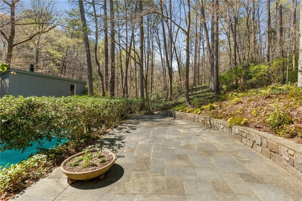 1105 Crest Valley Drive, Sandy Springs, Georgia 30327, 5 Bedrooms Bedrooms, ,4 BathroomsBathrooms,Residential,Sold,1105 Crest Valley Drive,7559839