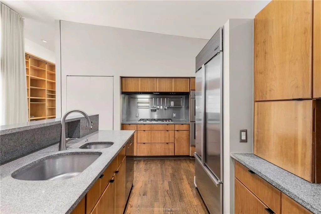 1105 Crest Valley Drive, Sandy Springs, Georgia 30327, 5 Bedrooms Bedrooms, ,4 BathroomsBathrooms,Residential,Sold,1105 Crest Valley Drive,7559839