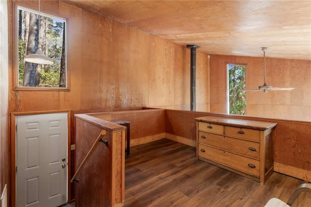 1105 Crest Valley Drive, Sandy Springs, Georgia 30327, 5 Bedrooms Bedrooms, ,4 BathroomsBathrooms,Residential,Sold,1105 Crest Valley Drive,7559839