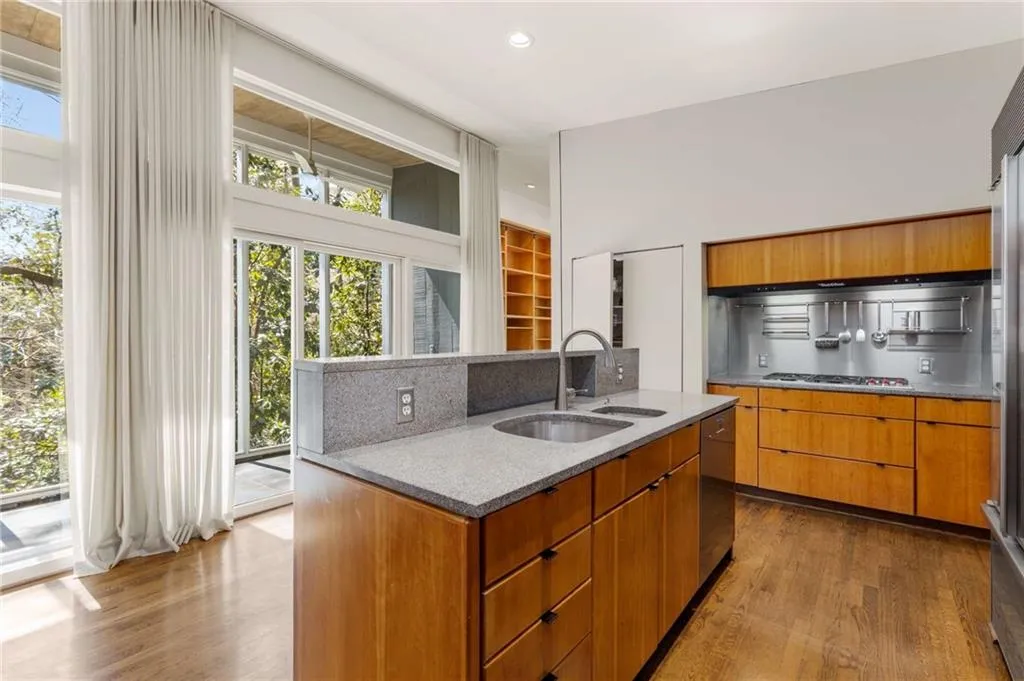 1105 Crest Valley Drive, Sandy Springs, Georgia 30327, 5 Bedrooms Bedrooms, ,4 BathroomsBathrooms,Residential,Sold,1105 Crest Valley Drive,7559839