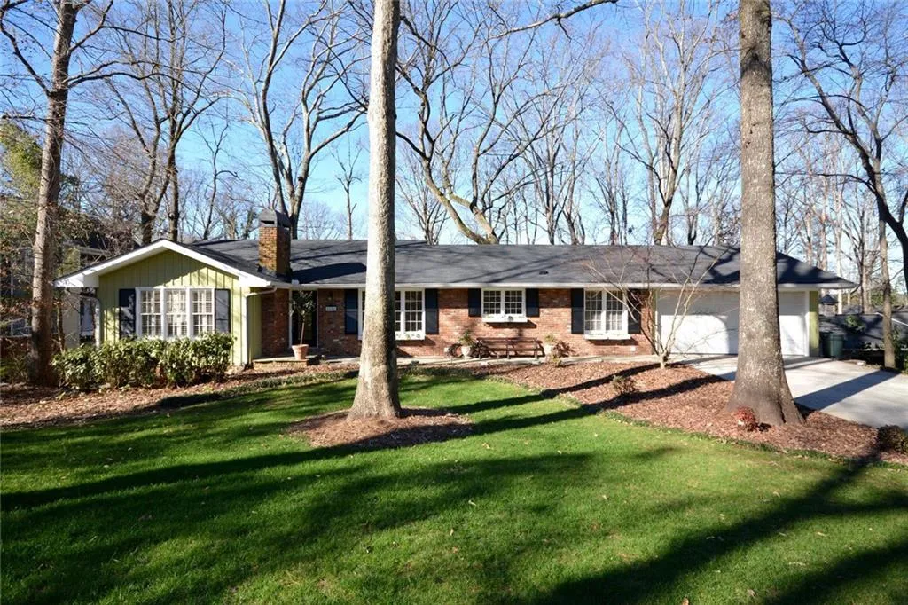 5592 Colton Drive, Sandy Springs, Georgia 30342, 4 Bedrooms Bedrooms, ,3 BathroomsBathrooms,Residential,Sold,5592 Colton Drive,5637539