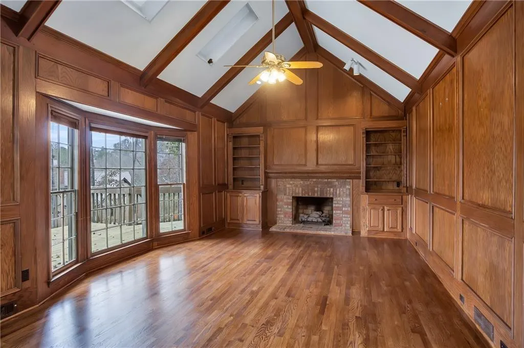 335 Cannady Court, Sandy Springs, Georgia 30350, 5 Bedrooms Bedrooms, ,4 BathroomsBathrooms,Residential,Sold,335 Cannady Court,6730951