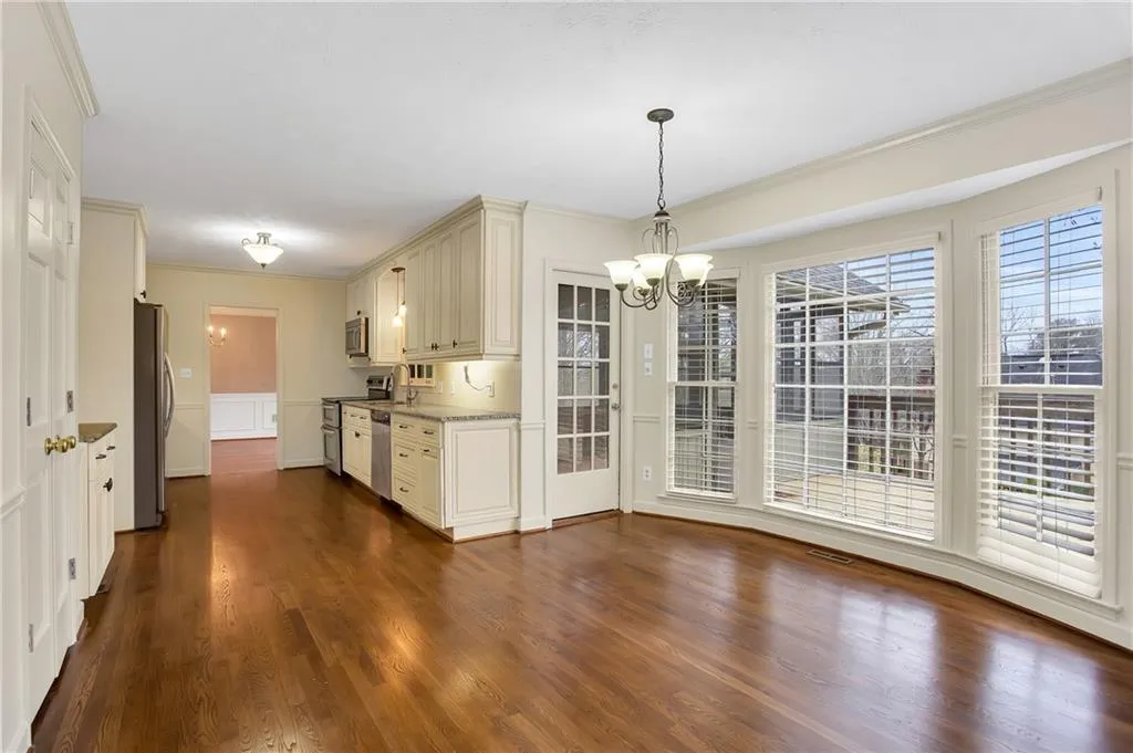 335 Cannady Court, Sandy Springs, Georgia 30350, 5 Bedrooms Bedrooms, ,4 BathroomsBathrooms,Residential,Sold,335 Cannady Court,6730951