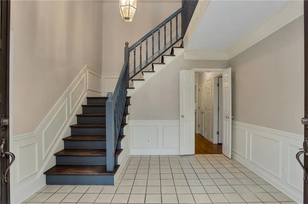 335 Cannady Court, Sandy Springs, Georgia 30350, 5 Bedrooms Bedrooms, ,4 BathroomsBathrooms,Residential,Sold,335 Cannady Court,6730951