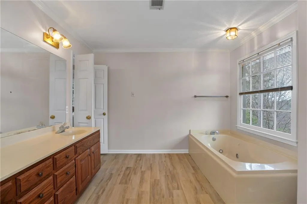 335 Cannady Court, Sandy Springs, Georgia 30350, 5 Bedrooms Bedrooms, ,4 BathroomsBathrooms,Residential,Sold,335 Cannady Court,6730951
