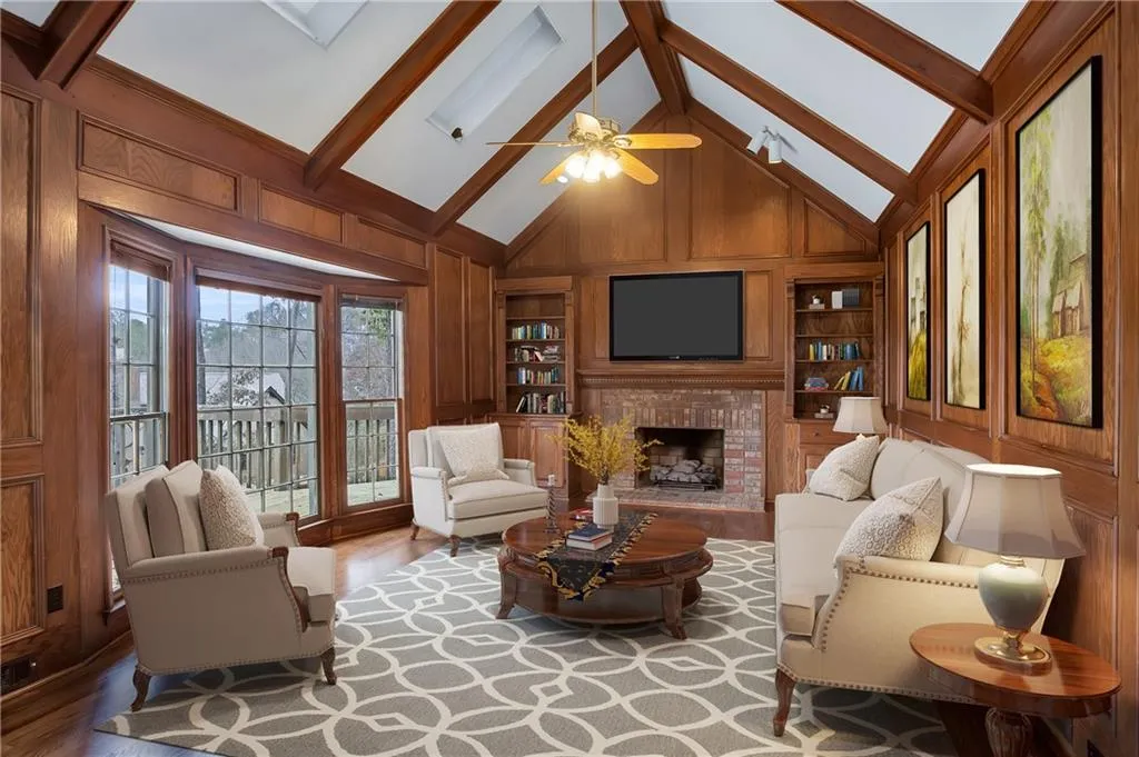 335 Cannady Court, Sandy Springs, Georgia 30350, 5 Bedrooms Bedrooms, ,4 BathroomsBathrooms,Residential,Sold,335 Cannady Court,6730951