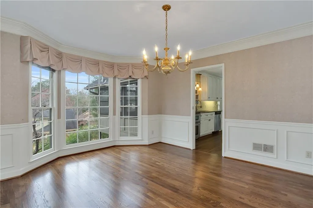 335 Cannady Court, Sandy Springs, Georgia 30350, 5 Bedrooms Bedrooms, ,4 BathroomsBathrooms,Residential,Sold,335 Cannady Court,6730951