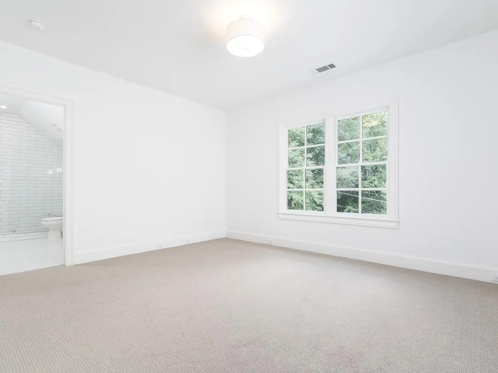 85 Maryeanna Drive, Sandy Springs, Georgia 30342, 6 Bedrooms Bedrooms, ,6 BathroomsBathrooms,Residential,Sold,85 Maryeanna Drive,5896253