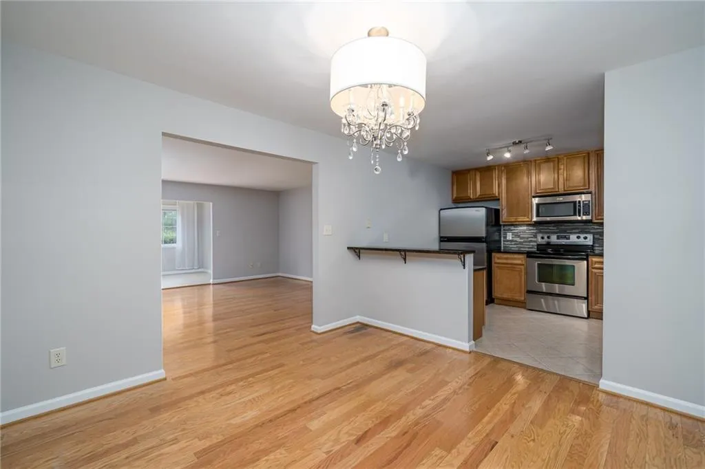 1468 Briarwood Road Ne Unit 806, Atlanta, Georgia 30319, 2 Bedrooms Bedrooms, ,2 BathroomsBathrooms,Residential,For Sale,1468 Briarwood Road Ne Unit 806,7619960