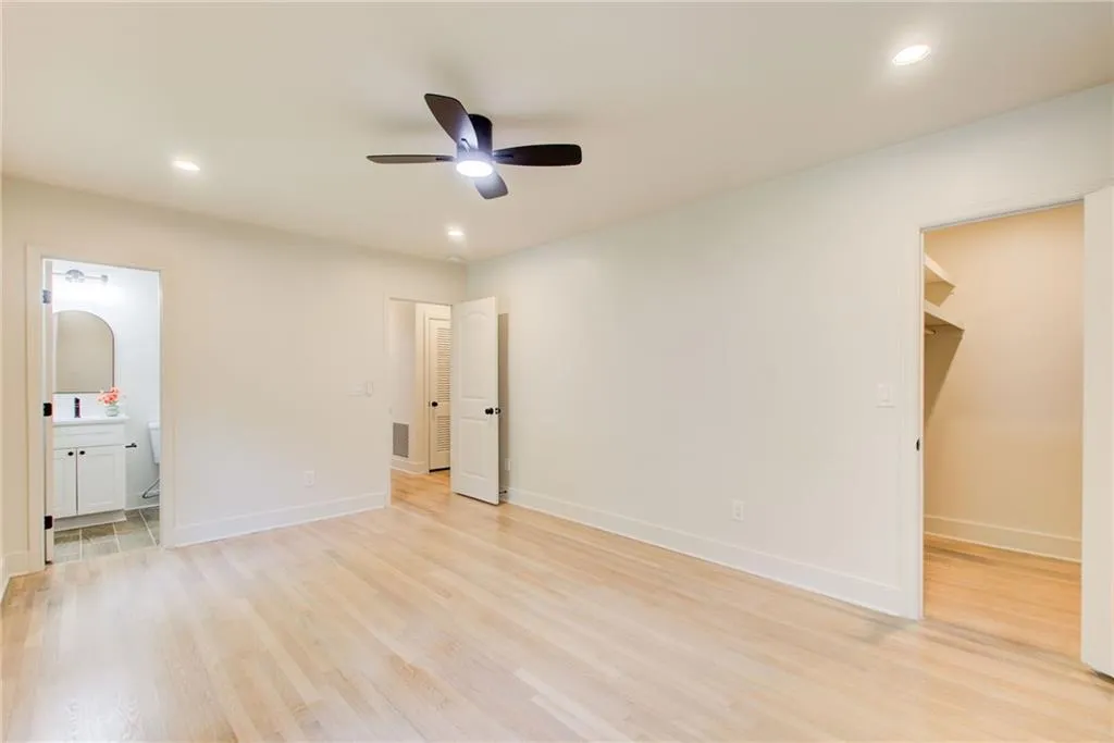 This elegant main level suite offers comfort and convenience with a private en-suite bath. Great closet too!