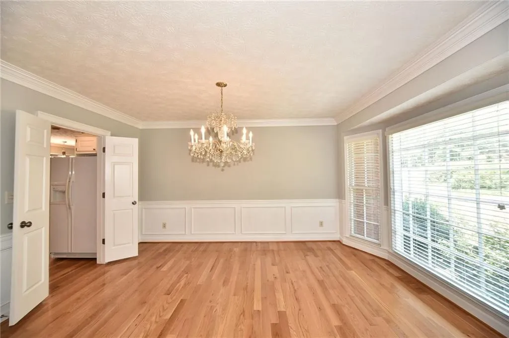 315 Cannady Court, Sandy Springs, Georgia 30350, 6 Bedrooms Bedrooms, ,4 BathroomsBathrooms,Residential,Sold,315 Cannady Court,5699351