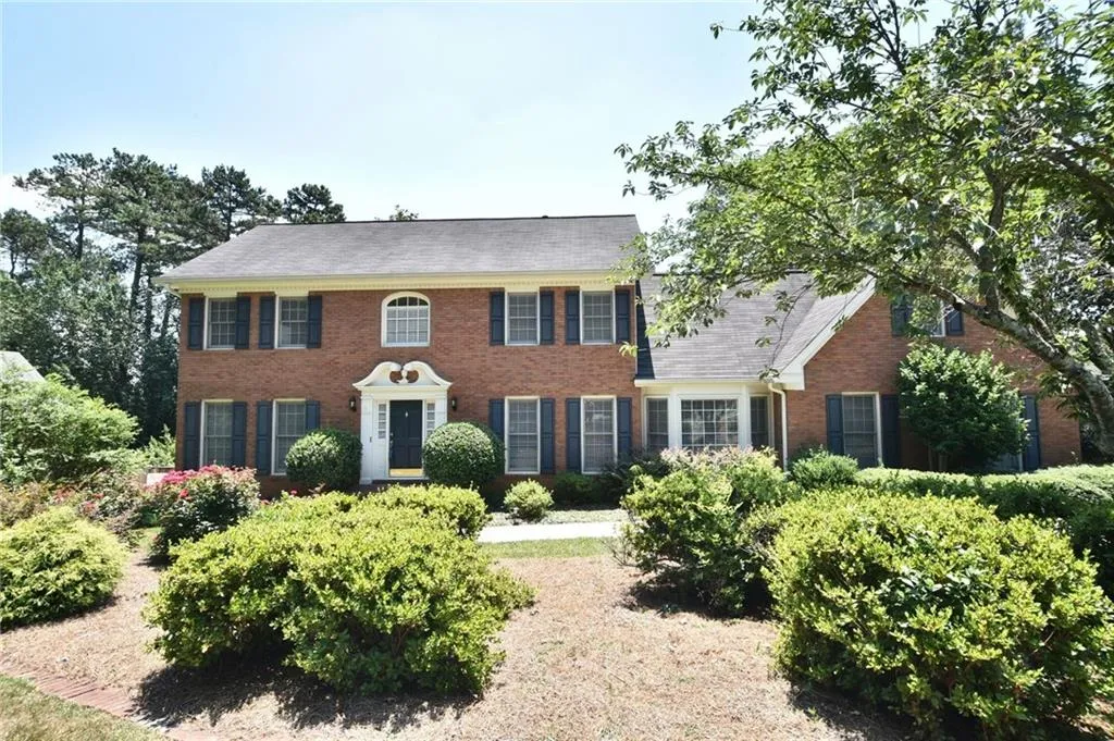 315 Cannady Court, Sandy Springs, Georgia 30350, 6 Bedrooms Bedrooms, ,4 BathroomsBathrooms,Residential,Sold,315 Cannady Court,5699351