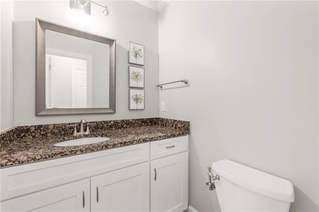 109 Mount Vernon Circle, Sandy Springs, Georgia 30338, 2 Bedrooms Bedrooms, ,2 BathroomsBathrooms,Residential,For Sale,109 Mount Vernon Circle,7651384