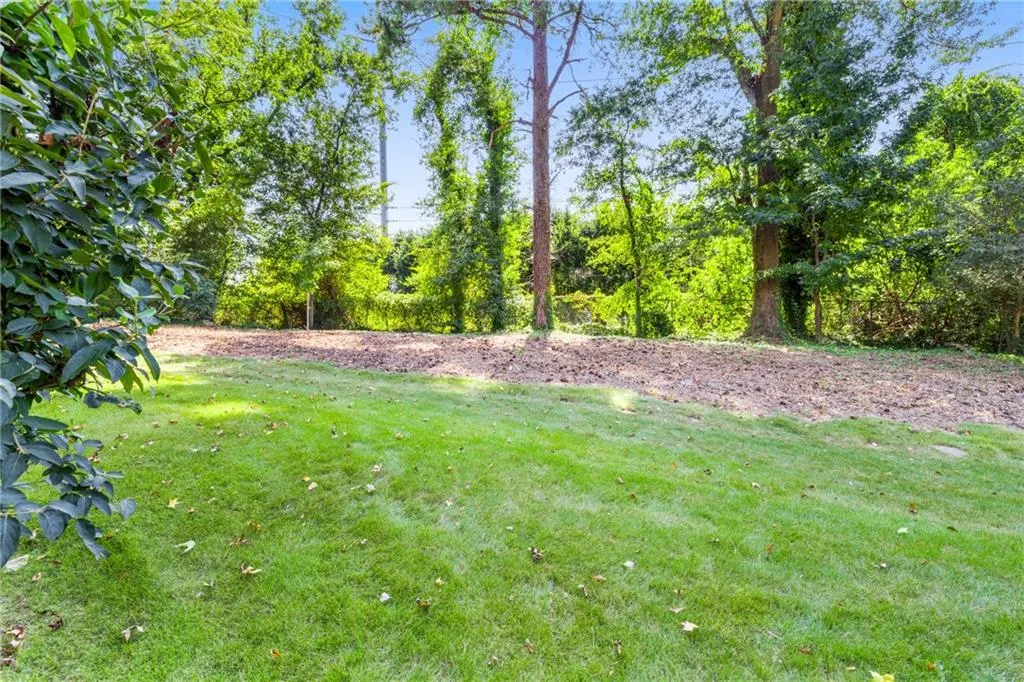 109 Mount Vernon Circle, Sandy Springs, Georgia 30338, 2 Bedrooms Bedrooms, ,2 BathroomsBathrooms,Residential,For Sale,109 Mount Vernon Circle,7651384