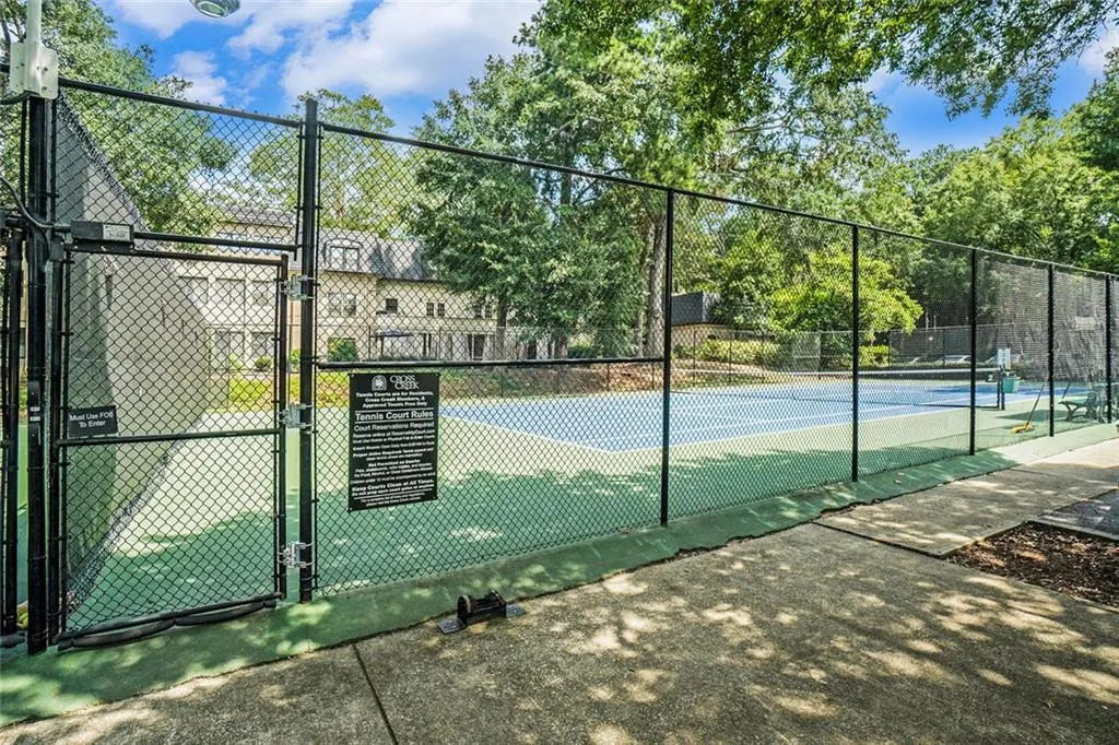 94 Rosaire Place Nw, Atlanta, Georgia 30327, 1 Bedroom Bedrooms, ,1 BathroomBathrooms,Residential,For Sale,94 Rosaire Place Nw,7633505