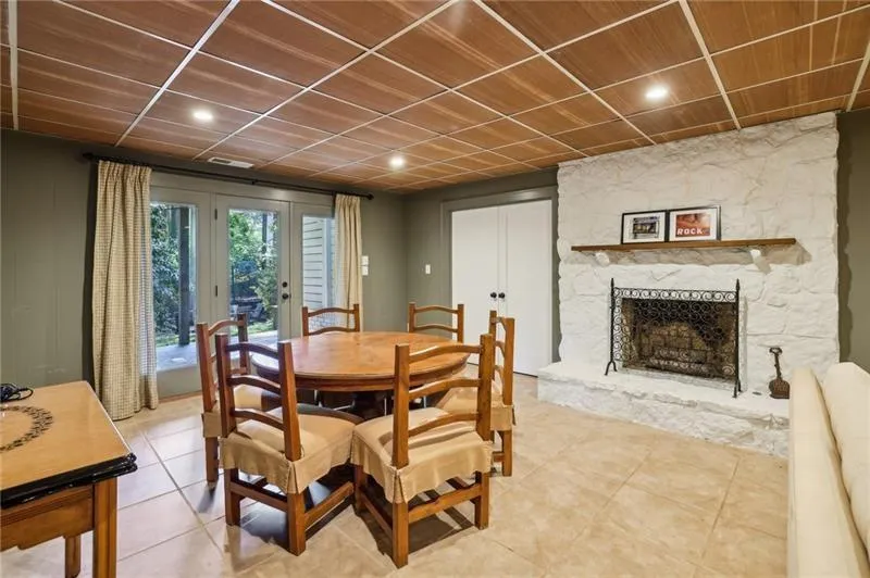 1050 Mountain Creek Trail, Atlanta, Georgia 30328, 5 Bedrooms Bedrooms, ,5 BathroomsBathrooms,Residential,For Sale,1050 Mountain Creek Trail,7628608