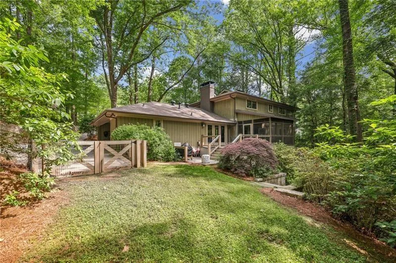 1050 Mountain Creek Trail, Atlanta, Georgia 30328, 5 Bedrooms Bedrooms, ,5 BathroomsBathrooms,Residential,For Sale,1050 Mountain Creek Trail,7628608