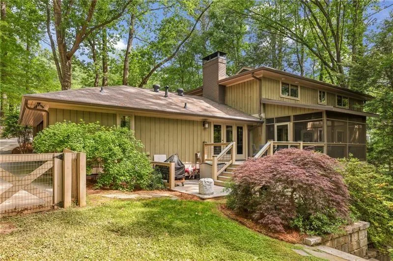 1050 Mountain Creek Trail, Atlanta, Georgia 30328, 5 Bedrooms Bedrooms, ,5 BathroomsBathrooms,Residential,For Sale,1050 Mountain Creek Trail,7628608