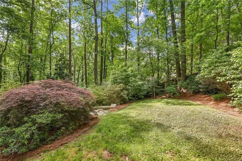 1050 Mountain Creek Trail, Atlanta, Georgia 30328, 5 Bedrooms Bedrooms, ,5 BathroomsBathrooms,Residential,For Sale,1050 Mountain Creek Trail,7628608
