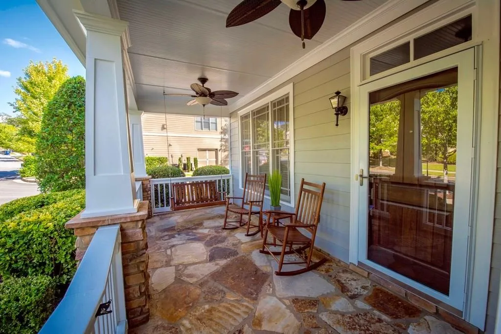 1674 Barfield Run Nw, Atlanta, Georgia 30318, 4 Bedrooms Bedrooms, ,3 BathroomsBathrooms,Residential,Sold,1674 Barfield Run Nw,5732202