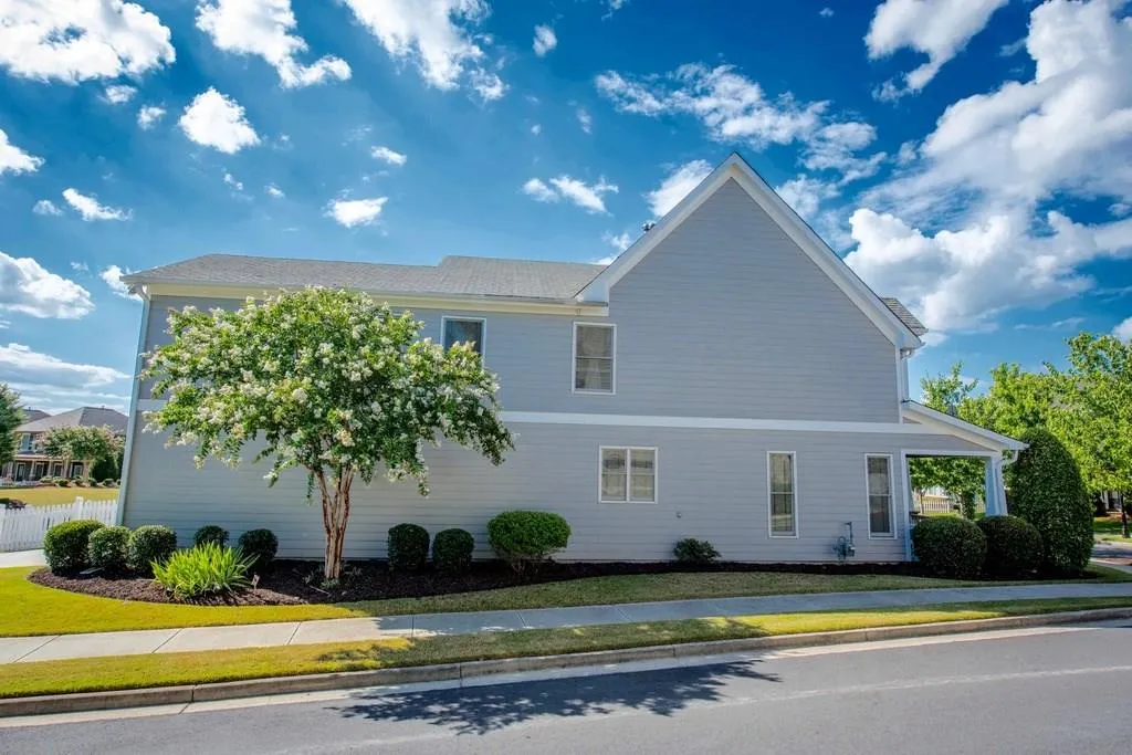 1674 Barfield Run Nw, Atlanta, Georgia 30318, 4 Bedrooms Bedrooms, ,3 BathroomsBathrooms,Residential,Sold,1674 Barfield Run Nw,5732202