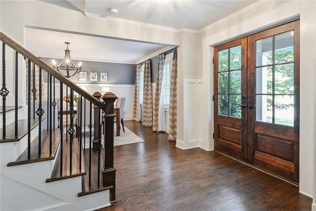 630 Bridgewater Drive, Sandy Springs, Georgia 30328, 4 Bedrooms Bedrooms, ,4 BathroomsBathrooms,Residential,Sold,630 Bridgewater Drive,6776390