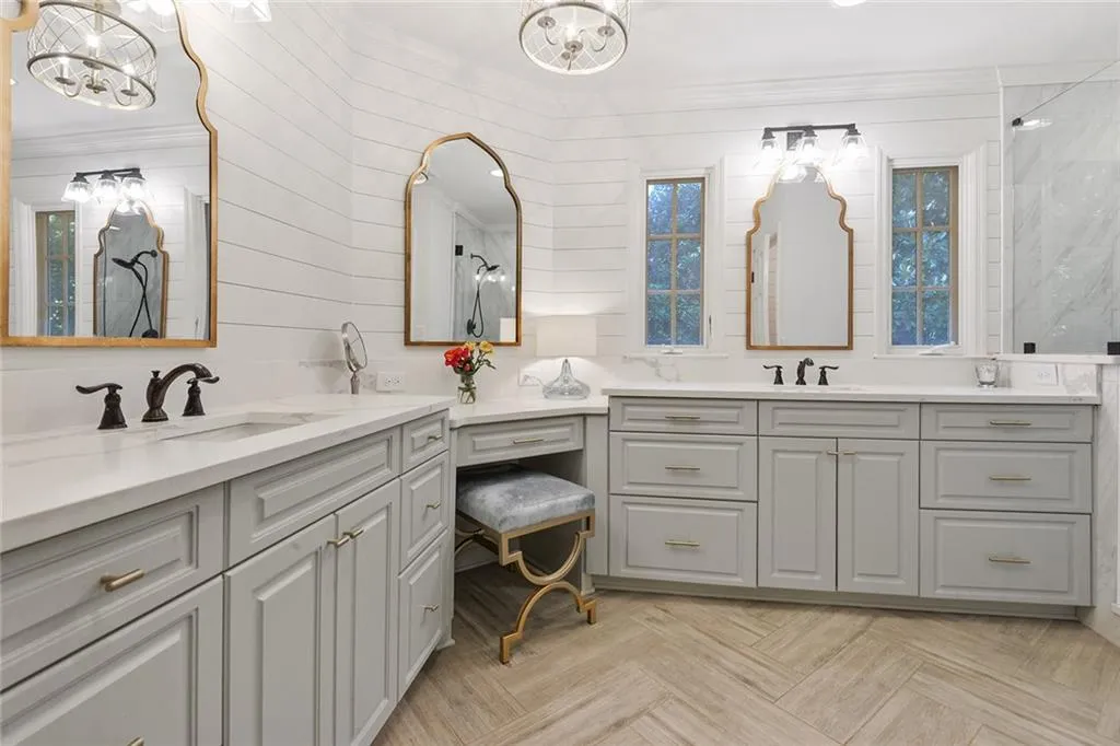 630 Bridgewater Drive, Sandy Springs, Georgia 30328, 4 Bedrooms Bedrooms, ,4 BathroomsBathrooms,Residential,Sold,630 Bridgewater Drive,6776390