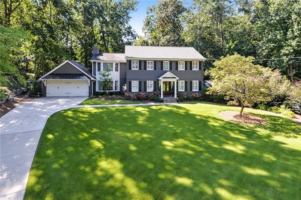 630 Bridgewater Drive, Sandy Springs, Georgia 30328, 4 Bedrooms Bedrooms, ,4 BathroomsBathrooms,Residential,Sold,630 Bridgewater Drive,6776390