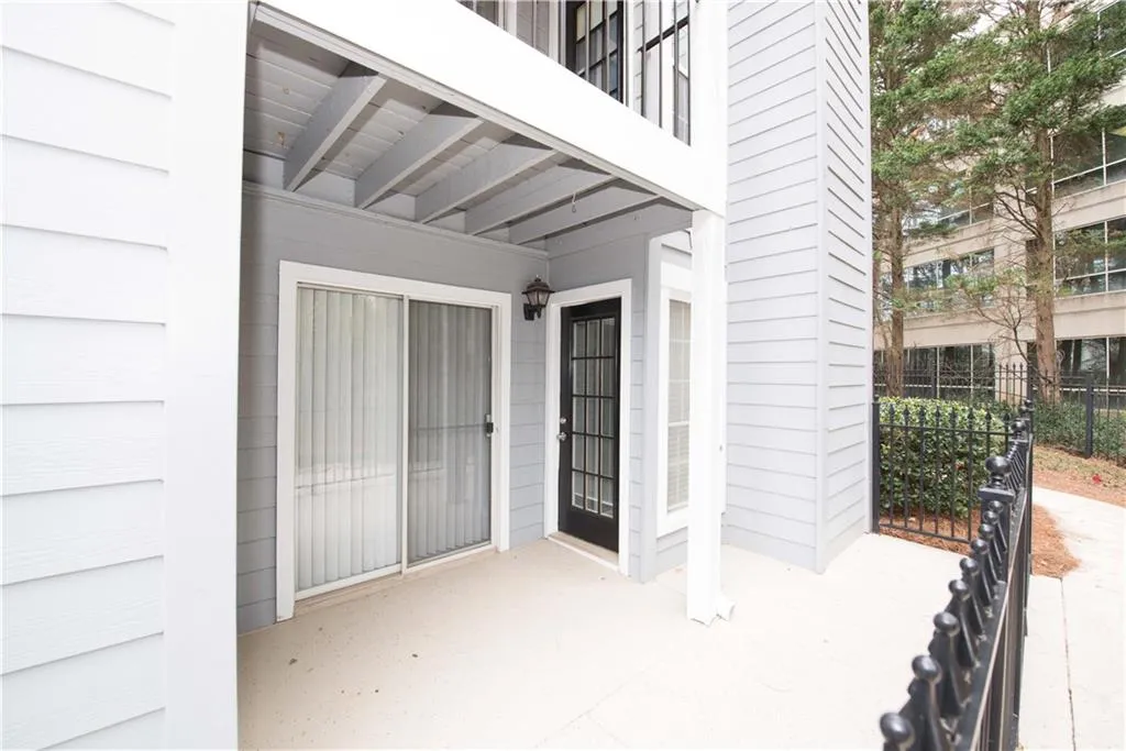 125 Granville Court, Atlanta, Georgia 30328, 1 Bedroom Bedrooms, ,1 BathroomBathrooms,Residential,For Sale,125 Granville Court,7737935