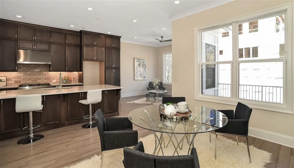 4512 Collins Avenue Unit 10, Sandy Springs, Georgia 30342, 4 Bedrooms Bedrooms, ,4 BathroomsBathrooms,Residential,Sold,4512 Collins Avenue Unit 10,5725660