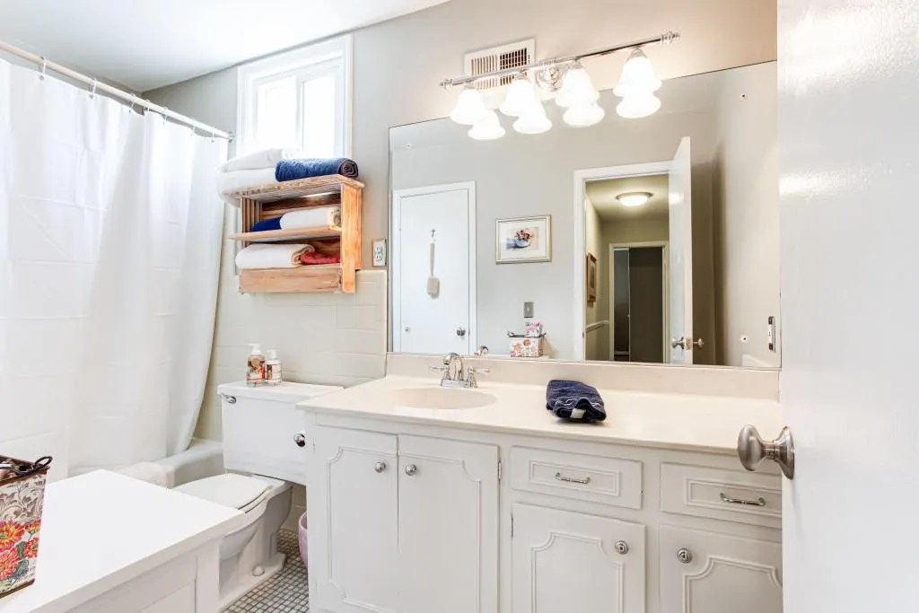 6765 Wright Road, Sandy Springs, Georgia 30328, 5 Bedrooms Bedrooms, ,2 BathroomsBathrooms,Residential,Sold,6765 Wright Road,7215669