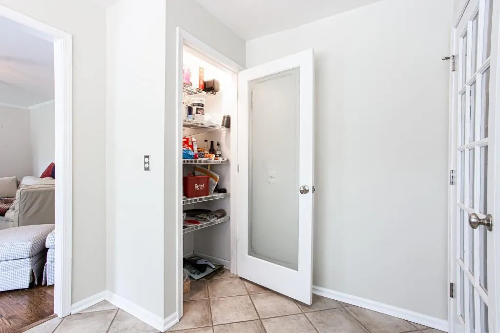 6765 Wright Road, Sandy Springs, Georgia 30328, 5 Bedrooms Bedrooms, ,2 BathroomsBathrooms,Residential,Sold,6765 Wright Road,7215669