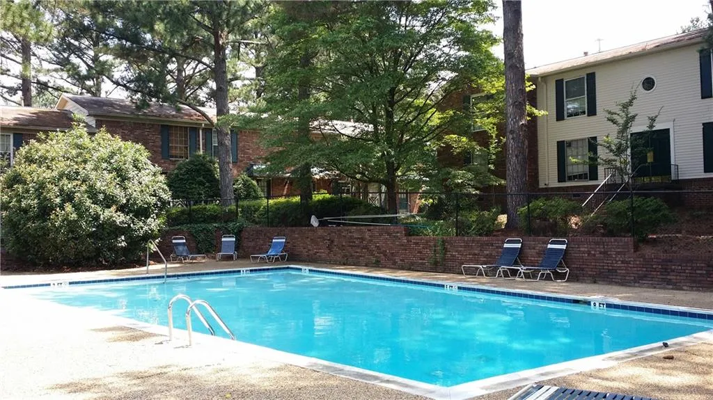 5600 Kingsport Drive, Atlanta, Georgia 30342, 2 Bedrooms Bedrooms, ,1 BathroomBathrooms,Residential,Sold,5600 Kingsport Drive,6114571