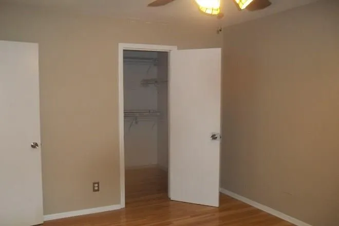 5600 Kingsport Drive, Atlanta, Georgia 30342, 2 Bedrooms Bedrooms, ,1 BathroomBathrooms,Residential,Sold,5600 Kingsport Drive,6114571