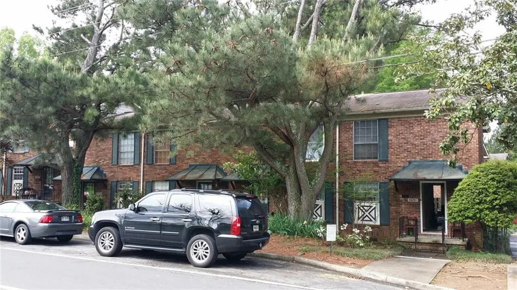 5600 Kingsport Drive, Atlanta, Georgia 30342, 2 Bedrooms Bedrooms, ,1 BathroomBathrooms,Residential,Sold,5600 Kingsport Drive,6114571