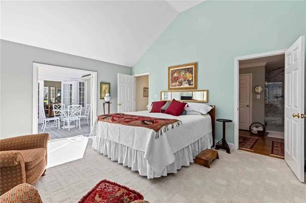 450 Forest Hills Drive, Atlanta, Georgia 30342, 3 Bedrooms Bedrooms, ,3 BathroomsBathrooms,Residential,Sold,450 Forest Hills Drive,6864210
