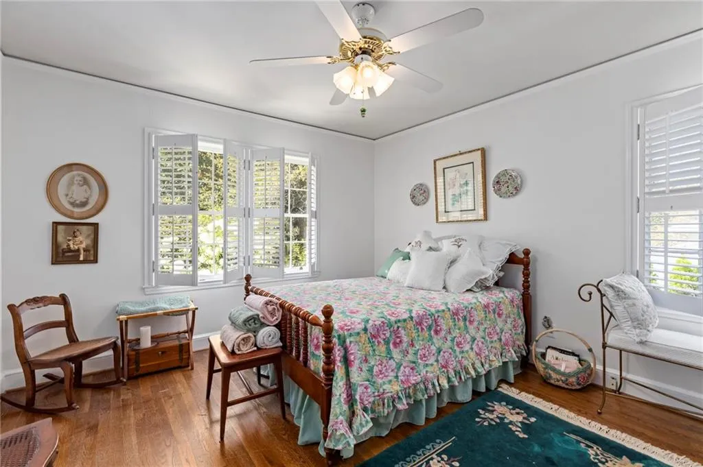 450 Forest Hills Drive, Atlanta, Georgia 30342, 3 Bedrooms Bedrooms, ,3 BathroomsBathrooms,Residential,Sold,450 Forest Hills Drive,6864210