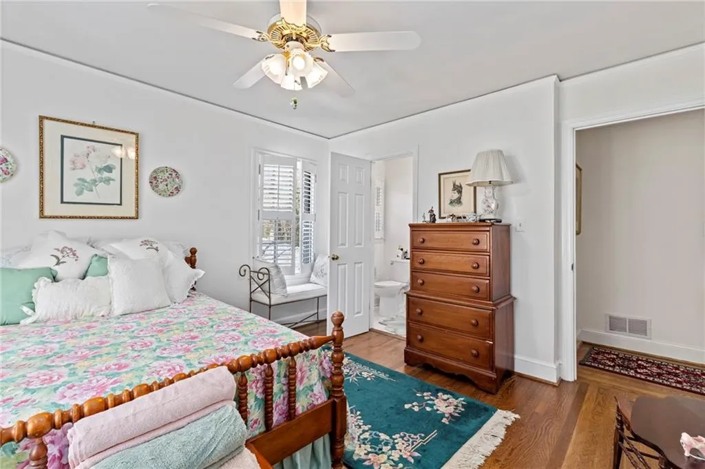 450 Forest Hills Drive, Atlanta, Georgia 30342, 3 Bedrooms Bedrooms, ,3 BathroomsBathrooms,Residential,Sold,450 Forest Hills Drive,6864210