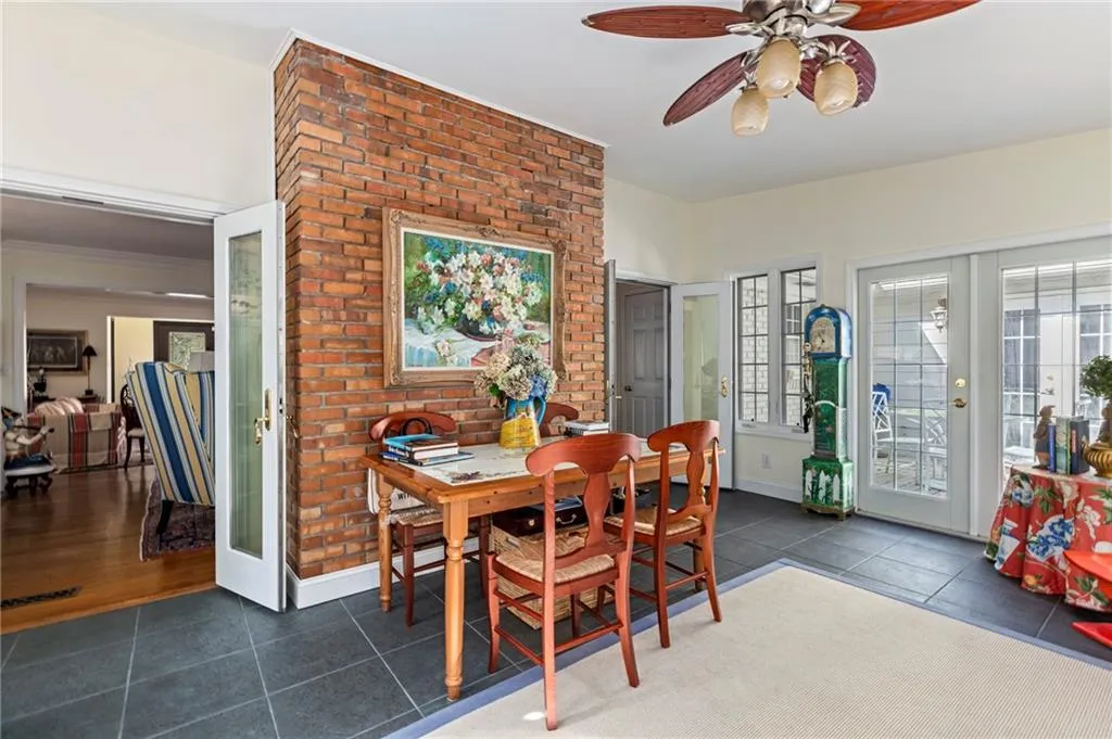 450 Forest Hills Drive, Atlanta, Georgia 30342, 3 Bedrooms Bedrooms, ,3 BathroomsBathrooms,Residential,Sold,450 Forest Hills Drive,6864210