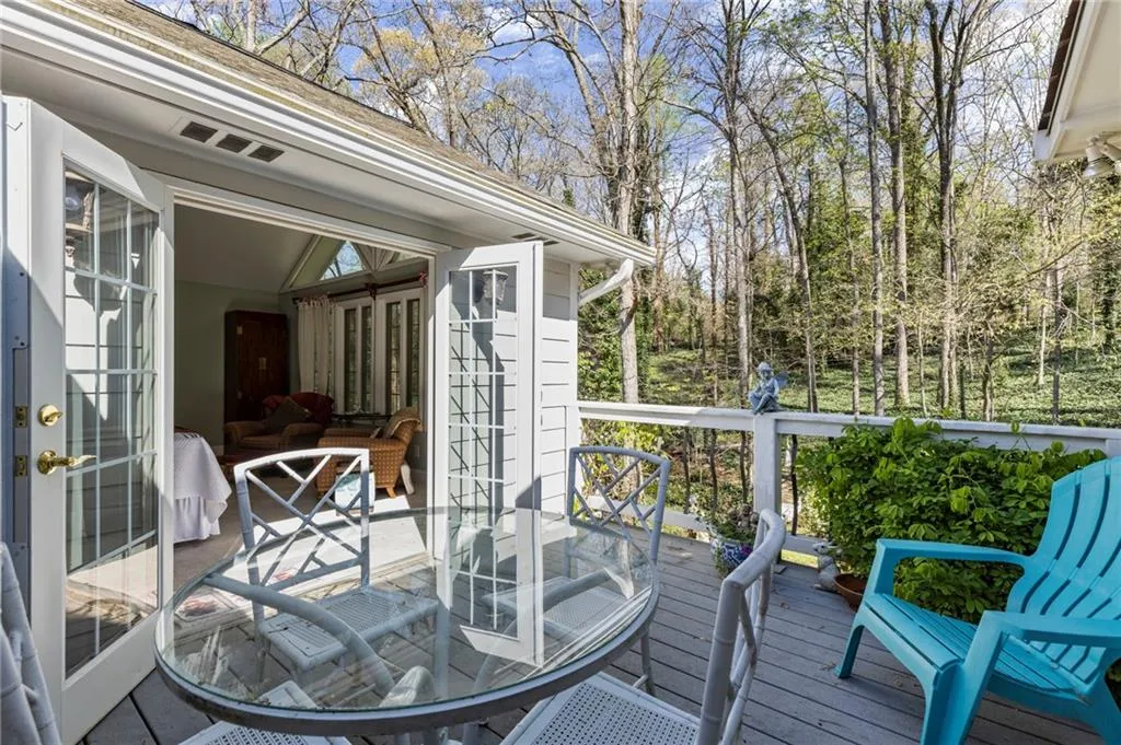 450 Forest Hills Drive, Atlanta, Georgia 30342, 3 Bedrooms Bedrooms, ,3 BathroomsBathrooms,Residential,Sold,450 Forest Hills Drive,6864210